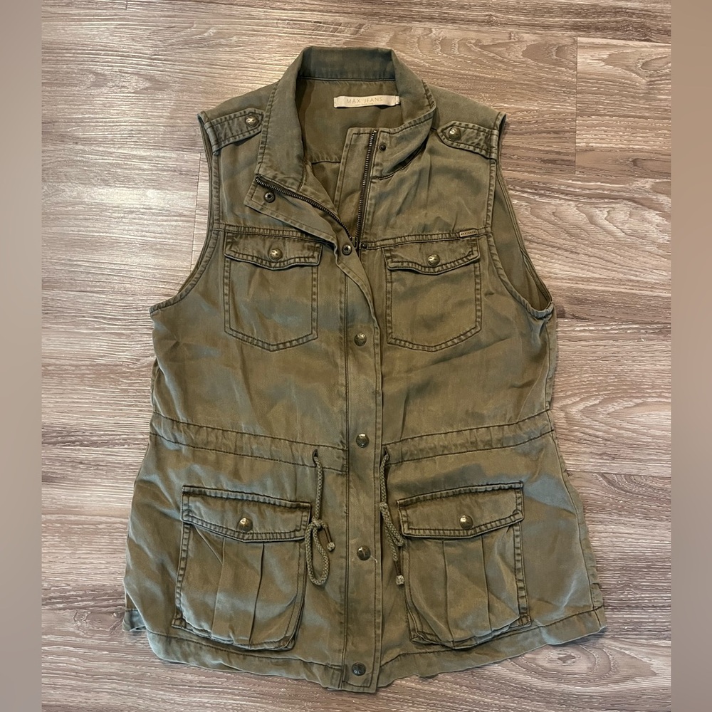 Cargo vest